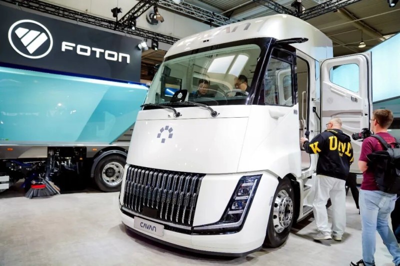 Cavan BEACON flagship heavy truck makes its overseas debut