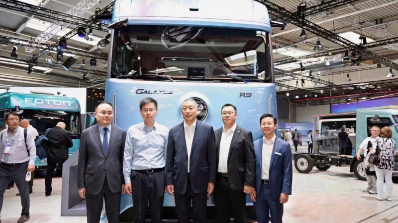 Delegation from China's Ministry of Industry and Information Technology Visits Foton Booth at IAA Transportation Hannover